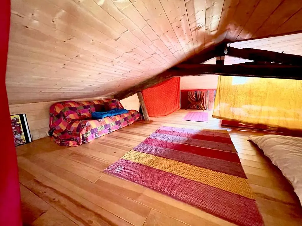 Holiday home Maison De Campagne Chaleureuse Mun